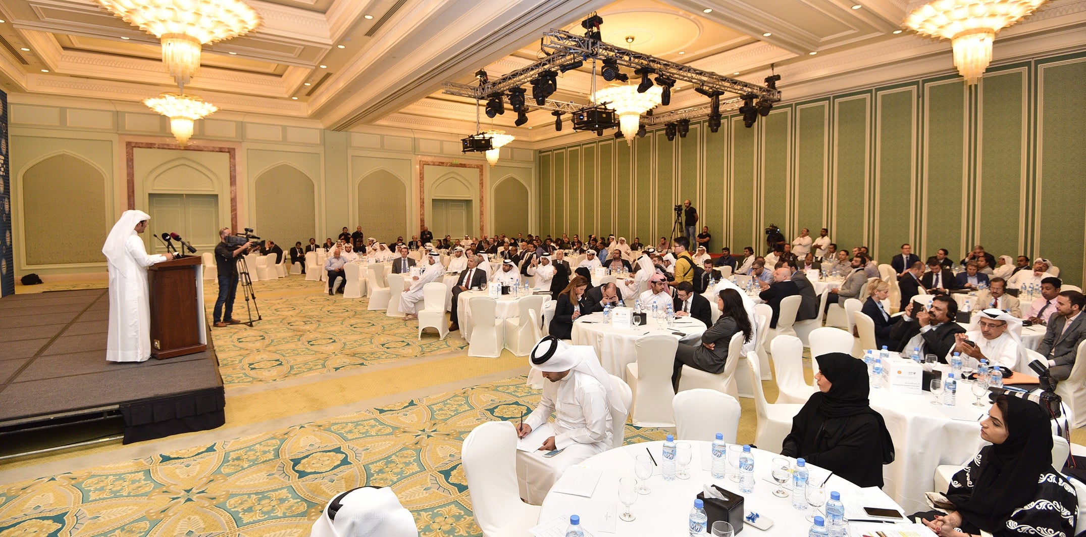 Qatari SMEs Awarded Contracts By Qatar Shell and QDB